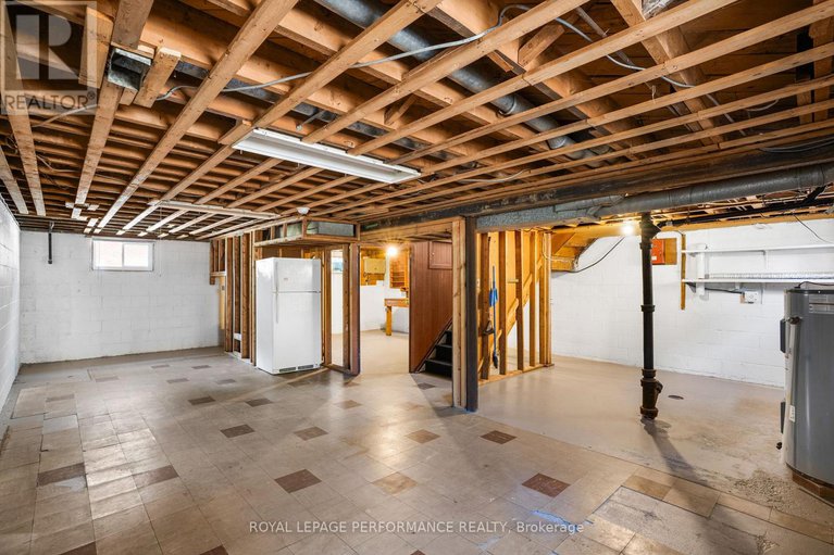 29134890/1315-kilborn-avenue/applewood-acres/ottawa/ontario/K1H6L2_19