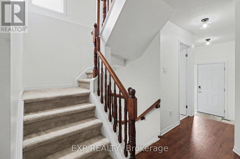 29541383/1504-duplante-avenue/fallingbrookpineridge/ottawa/ontario/K4A3Y8_5