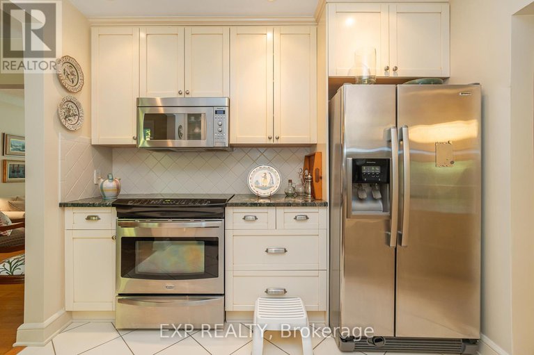 29139161/504-thessaly-circle/alta-vistafaircrest-heights/ottawa/ontario/K1H5W5_19