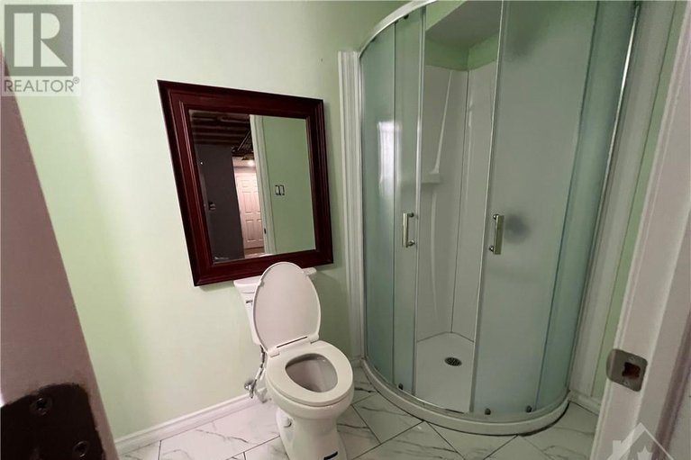 29319586/270-mica-crescent/town-of-rockland/clarence-rockland/ontario/K4K0E2_25