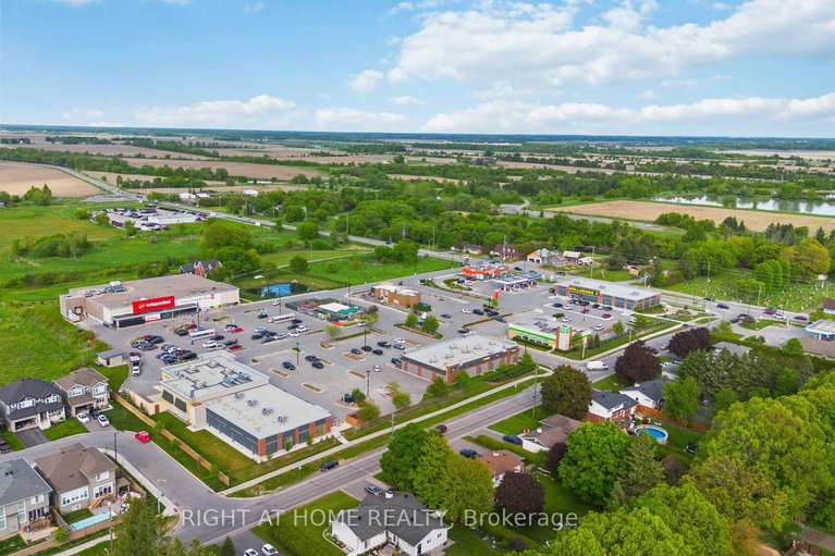 28377550/707-kirkham-crescent/btwn-franktown-rd-fallowfield-rd/ottawa/ontario/K0A2Z0_33