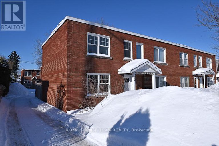 29378694/1305-kingston-avenue/carlington/ottawa/ontario/K1Z8K9_1