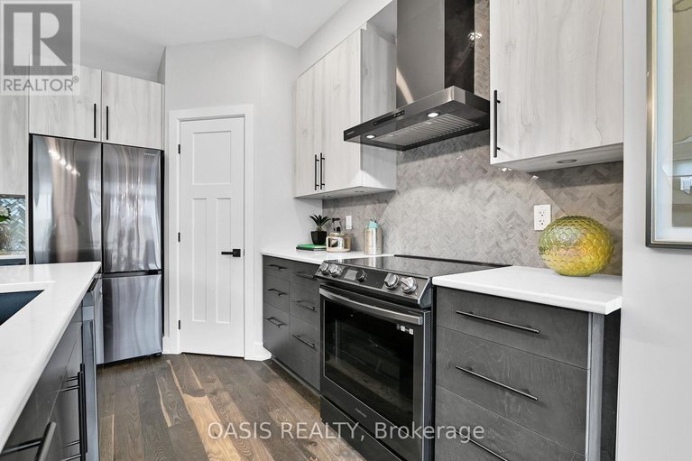 28597119/720-pipit-lane/half-moon-bay/ottawa/ontario/K2J7A5_6