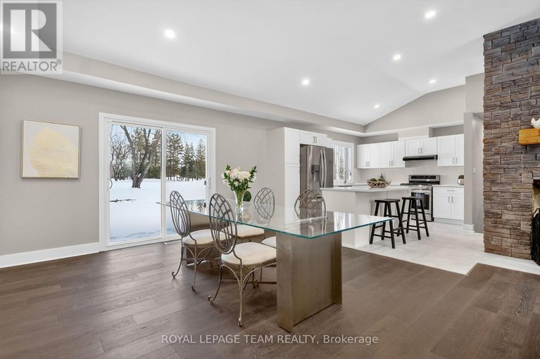 29688254/6636-marina-drive/manotick-south-to-roger-stevens/ottawa/ontario/K4M1B3_9