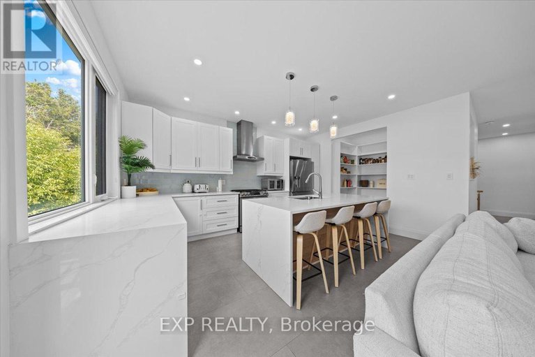 28431666/1357-mory-street/emerald-woodssawmill-creek/ottawa/ontario/K1T1C8_14