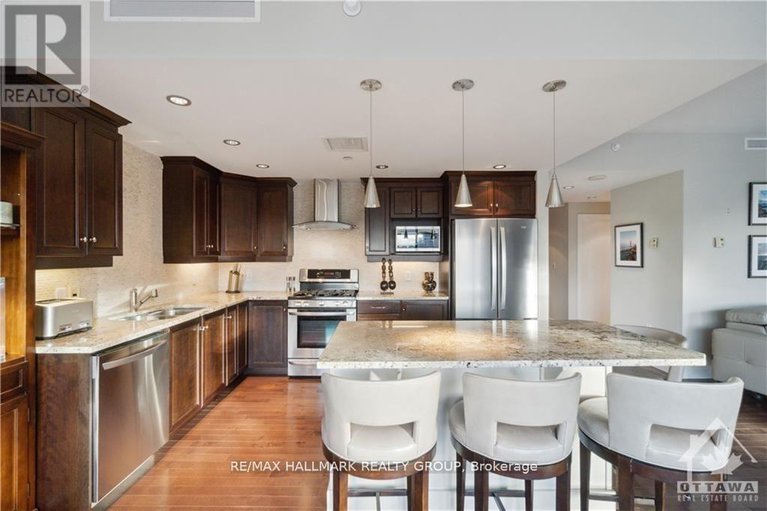 28341951/1301-90-george-street/lower-townbyward-market/ottawa/ontario/K1N0A8_10