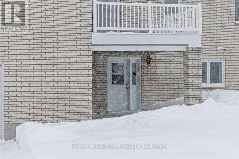 29358697/4547-carlsbad-lane/sarsfieldbearbrook/ottawa/ontario/K0A3H0_44