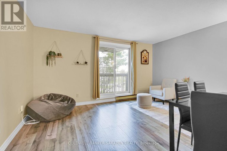 28363113/412-214-viewmount-drive/borden-farmstewart-farmcarleton-heightsparkwood-hills/ottawa/ontario/K2E7X3_4