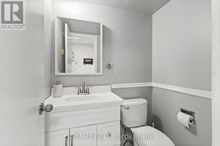 29068973/37-24-compata-way/blackburn-hamlet-south/ottawa/ontario/K1B4W9_6