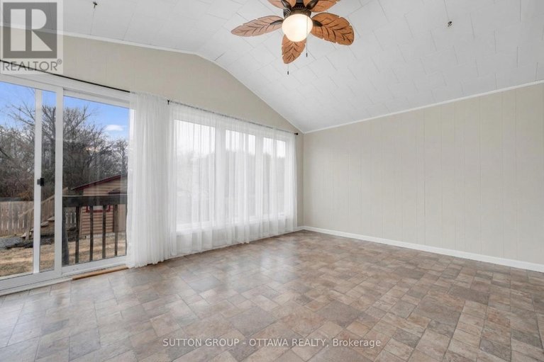 29589925/1112-st-pierre-street/convent-glen-south/ottawa/ontario/K1C1L5_10