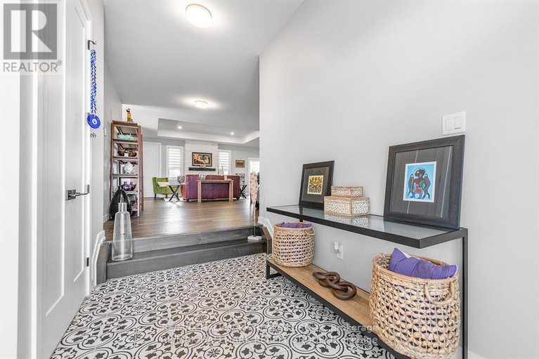 28309786/45-richer-street-e/north-stormont-finch-twp/north-stormont/ontario/K0A1R0_2