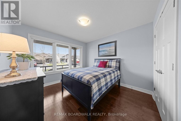 29641408/211-mckenny-street/mississippi-mills-ramsay-twp/mississippi-mills/ontario/K0A1A0_7