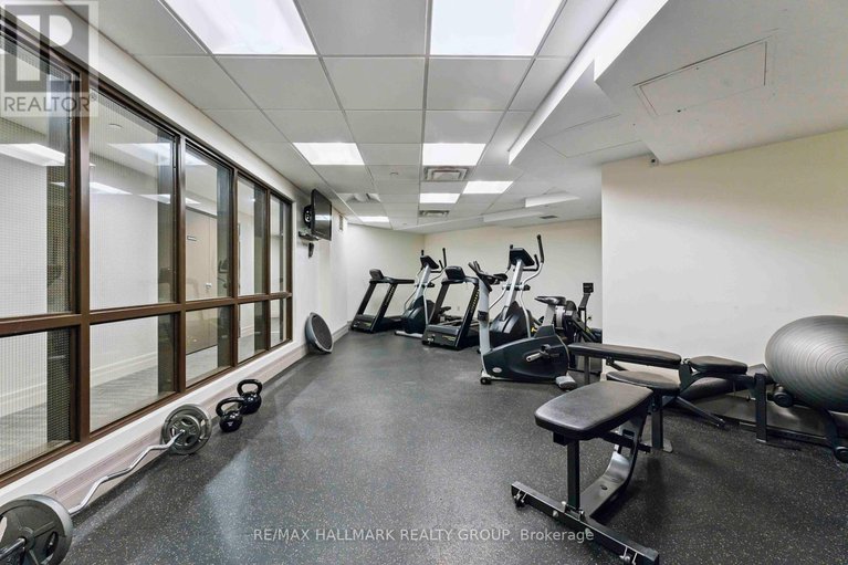 28612449/316-808-bronson-avenue/dows-lake/ottawa/ontario/K1S5A4_29