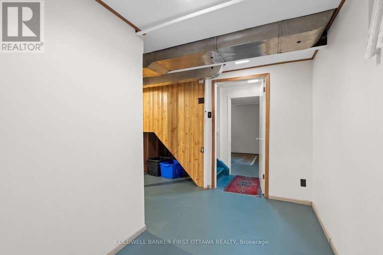 28932809/895-dundee-avenue/queensway-terrace-north/ottawa/ontario/K2B5T2_36