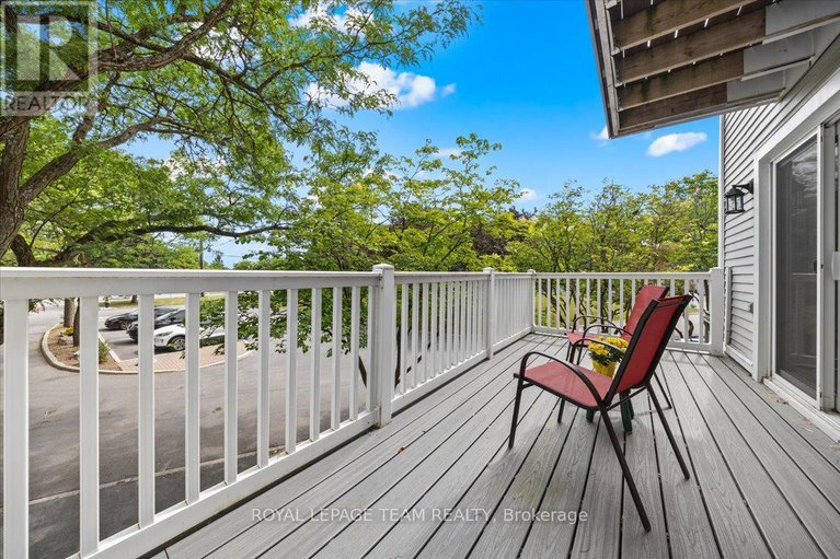 28557044/14-27-forsyth-lane/crystal-beach/ottawa/ontario/K2H9H2_39