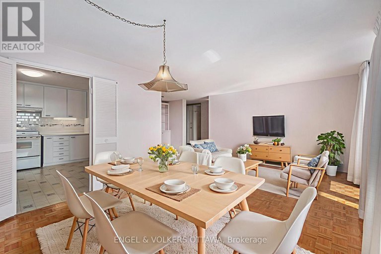 28919458/1110-2951-riverside-drive/mooneys-bayriverside-park/ottawa/ontario/K1V8W6_8