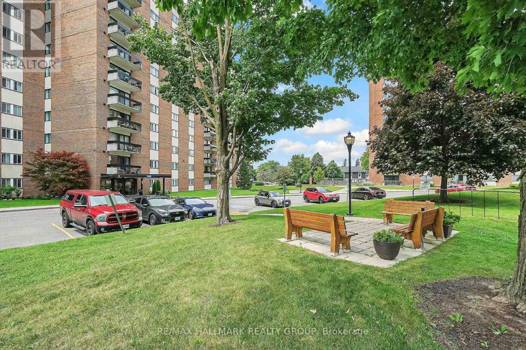 29579525/504-1505-baseline-road/copeland-park/ottawa/ontario/K2C3L4_30