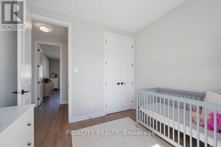 29444900/183-yearling-circle/goulbourn-twp-from-franktown-rdsouth-to-rideau/ottawa/ontario/K0A2Z0_34