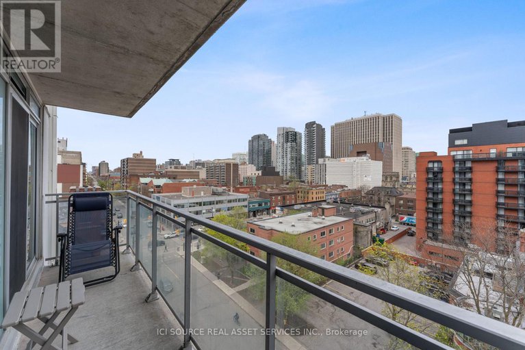 28329429/812-138-somerset-street-w/ottawa-centregolden-triangle/ottawa/ontario/K2P0A3_13
