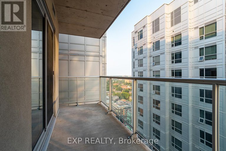 29124082/2606-242-rideau-street/sandy-hill/ottawa/ontario/K1N0B7_11