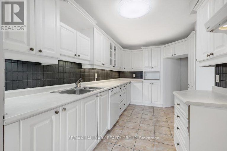 28189684/2510-515-st-laurent-boulevard/viscount-alexander-park/ottawa/ontario/K1K3X5_25