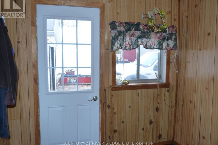 29482803/24-brouse-drive/iroquois/south-dundas/ontario/K0E1K0_4