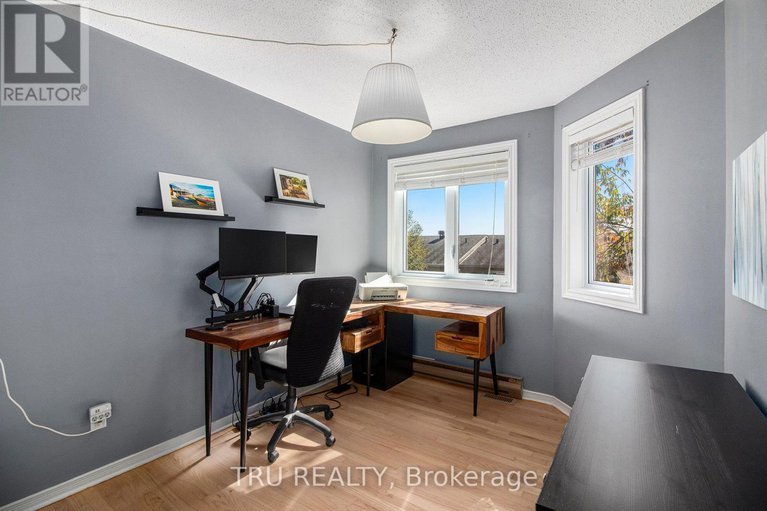 28954412/1132-chimney-hill-way/beacon-hill-south/ottawa/ontario/K1J8Z6_25