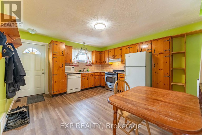 28501976/318-montfort-street/vanier/ottawa/ontario/K1L5N4_8