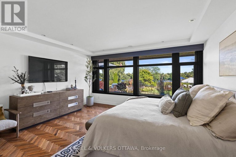 28961794/6351-rideau-valley-drive-n/manotick-south-to-roger-stevens/ottawa/ontario/K4M1B3_33
