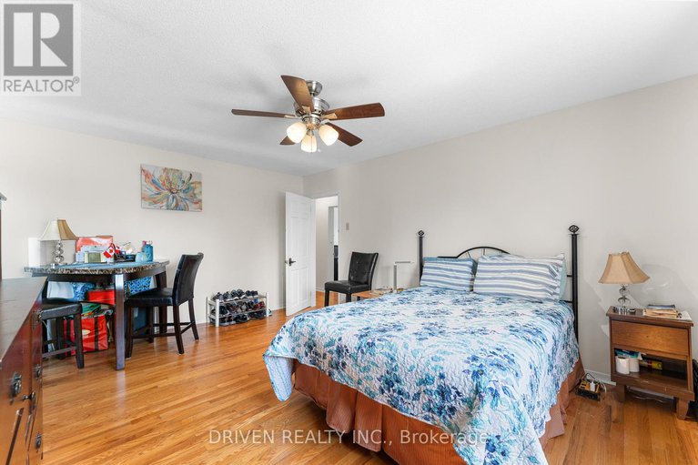 28639886/876-pinecrest-road/fairfield-heights/ottawa/ontario/K2B6B2_18