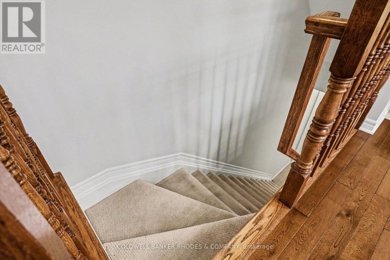 29606352/60-mayflower-private/woodroffe/ottawa/ontario/K2B0A2_18