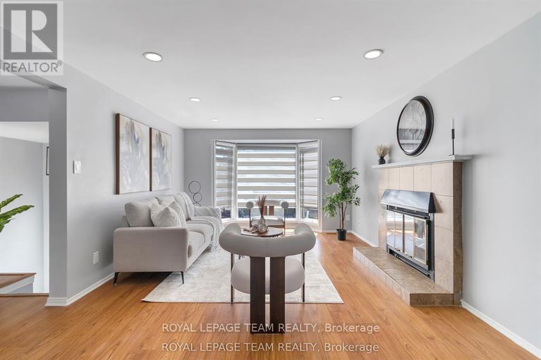 28982327/2-brookhaven-court/leslie-park/ottawa/ontario/K2H9E3_7