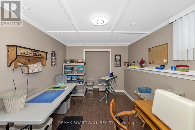 29099870/11-grove-street/iroquois/south-dundas/ontario/K0E1K0_26