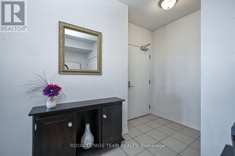 29407953/1906-90-landry-street/vanier/ottawa/ontario/K1L0A9_5