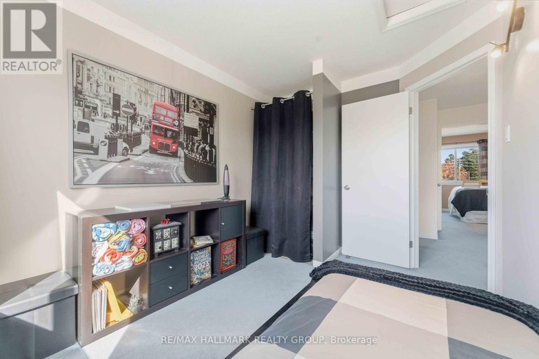 28986699/941-cookshire-crescent/fallingbrookridgemount/ottawa/ontario/K4A3K4_27