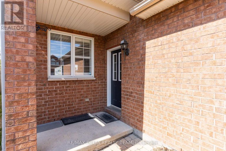 29647825/2164-sojourn-street/notting-hillsummerside/ottawa/ontario/K4A4E2_2