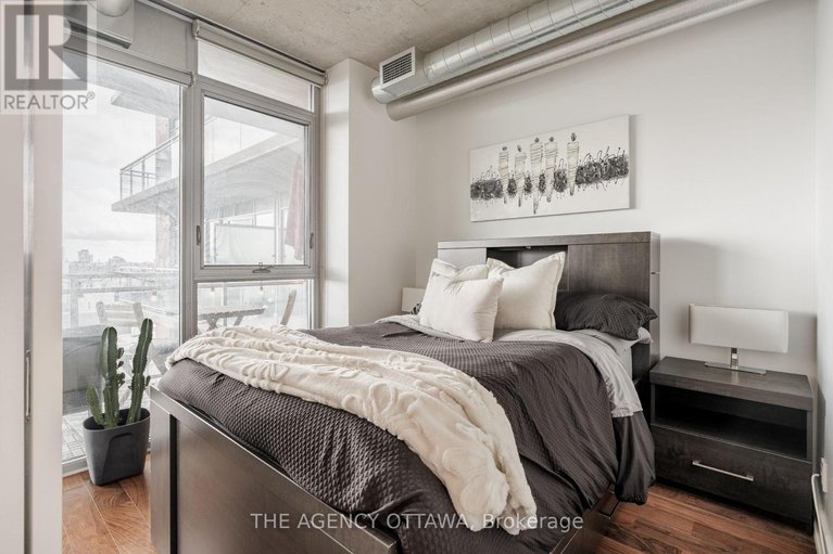 28280831/620-360-mcleod-street/ottawa-centre/ottawa/ontario/K2P1A9_14