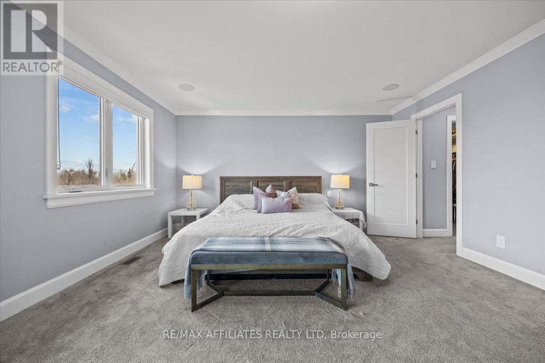 28084122/724-mcmanus-avenue/manotick-village-manotick-estates/ottawa/ontario/K4M0B2_29