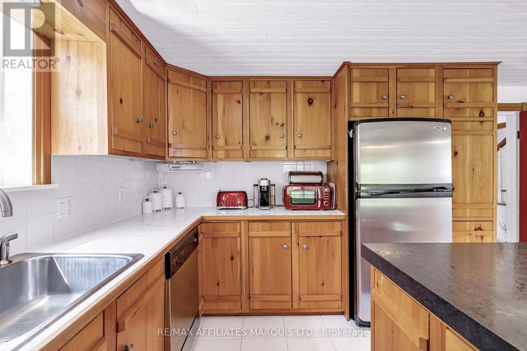 28331600/19662-john-street/south-glengarry-charlottenburgh-twp/south-glengarry/ontario/K0C2J0_9