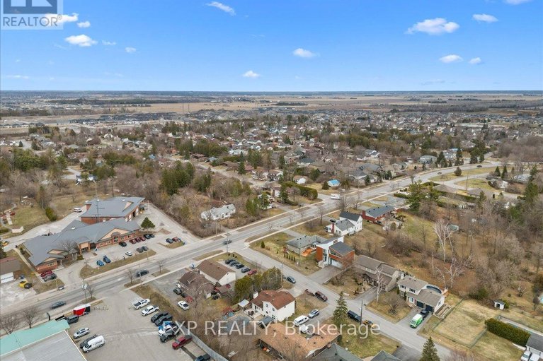 29596534/4-bobcat-way/stittsville-south/ottawa/ontario/K2S1P3_43