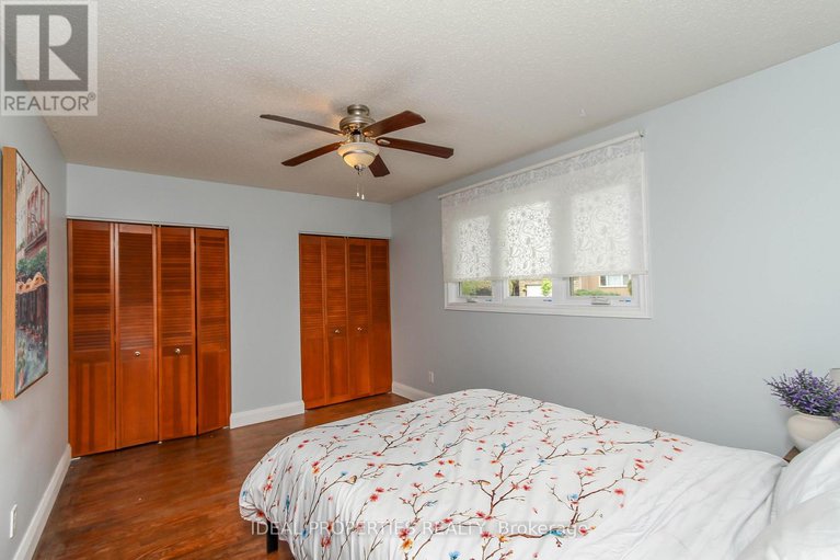 29212818/1326-tara-drive/copeland-park/ottawa/ontario/K2C0S7_22