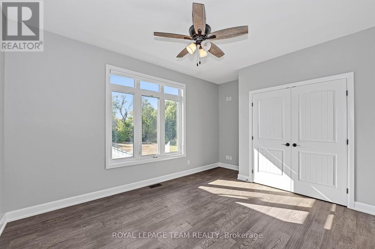 28774424/2500-kearns-way/osgoode-twp-north-of-reg-rd-6/ottawa/ontario/K4P1R9_22