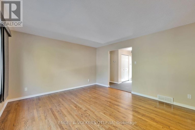 28887714/5233-mclean-crescent/manotick-long-island-nicholls-island/ottawa/ontario/K4M1G1_16