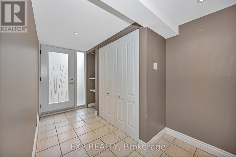 28642296/47-2300-ogilvie-road/beaconwood/ottawa/ontario/K1J7X8_36