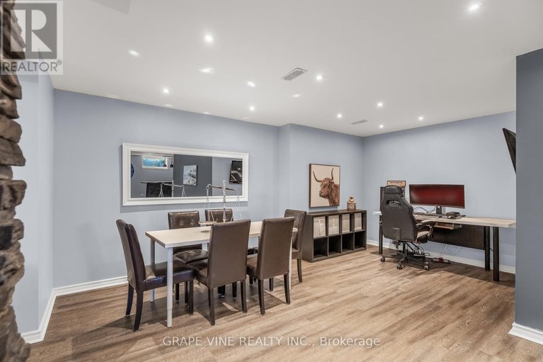 28637622/5607-maklynne-way/vars-village/ottawa/ontario/K0A3H0_30