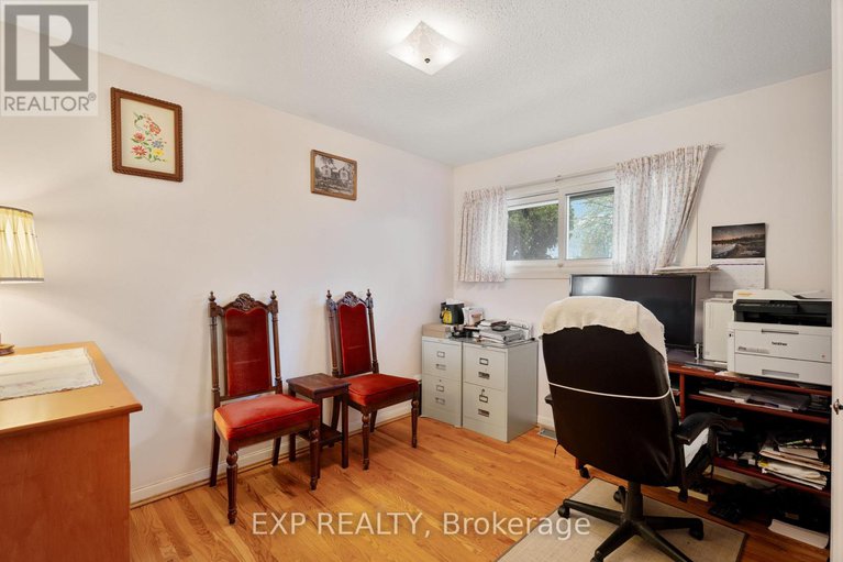 29114115/1233-meadowlands-drive-e/city-viewskylinefisher-heightsparkwood-hills/ottawa/ontario/K2E6K2_27
