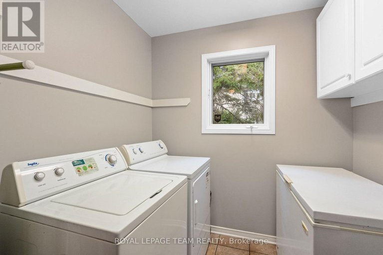 28816789/6825-sunset-boulevard/greely/ottawa/ontario/K4P1M6_23