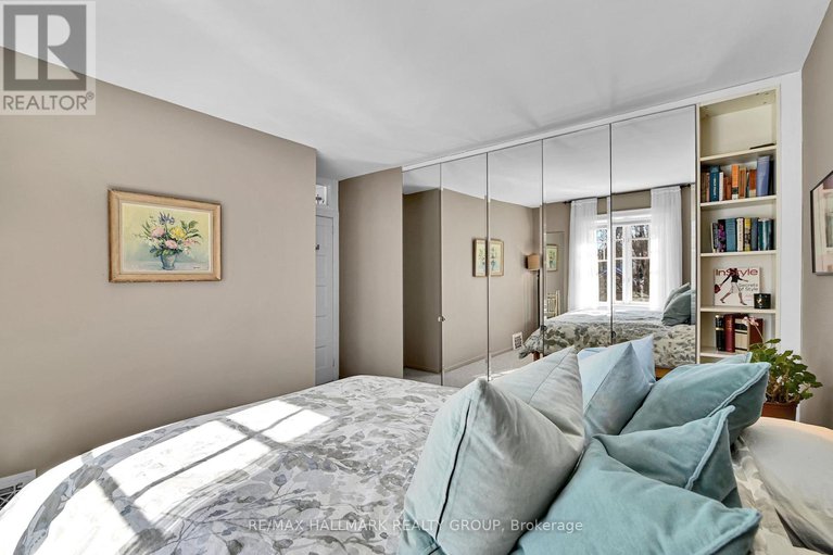 29437616/9-rock-avenue/lindenlea/ottawa/ontario/K1M1A5_24