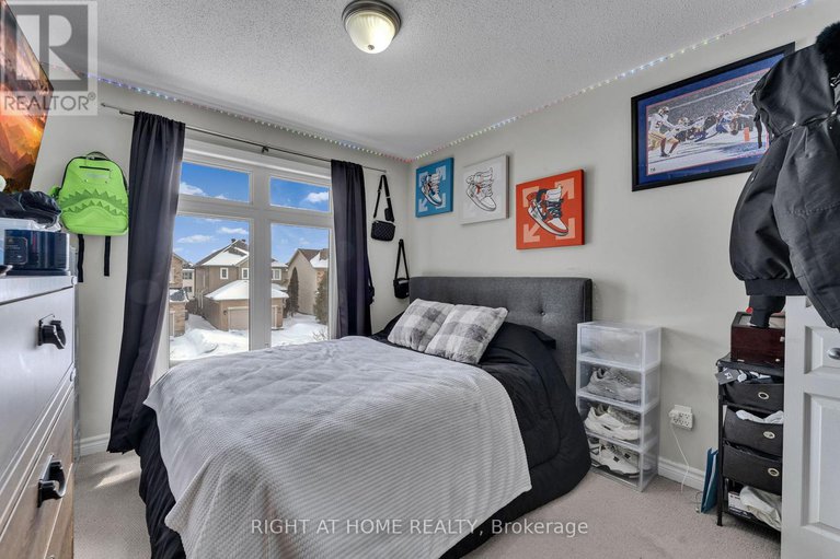 29343513/430-cooks-mills-crescent/riverside-south/ottawa/ontario/K1V2M9_21