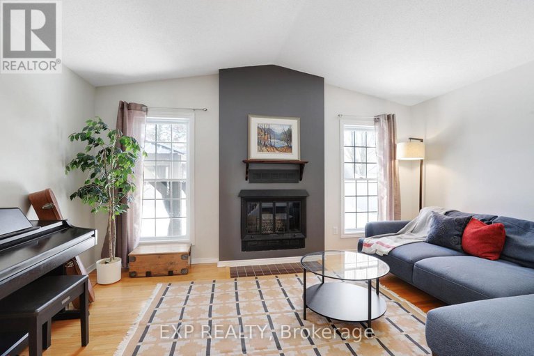 29406077/39-barra-avenue/glencairnhazeldean/ottawa/ontario/K2L2R9_7